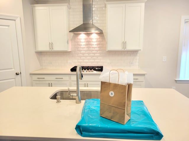 Residents Benefit Move In Package